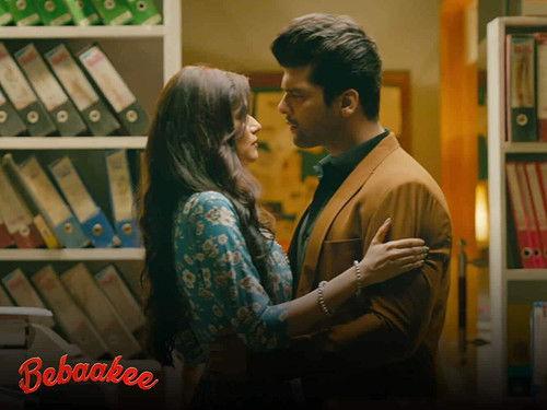 Bebaakee Season 1 Episode 9 - Chemistry, Biology or Warfare