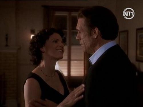 Profiler Season 3 Episode 21 - What's Love Got to Do with It?