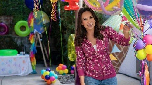 Celebrations with Lacey Chabert Season 1 Episode 3 - Liv's Big Block Paw-ty