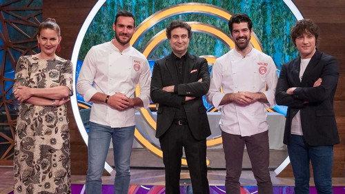 MasterChef Celebrity Season 5 Episode 1 - Episode 1