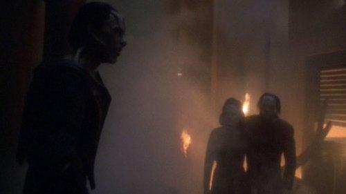 undefined Season 7 Episode 24 - The Dogs of War