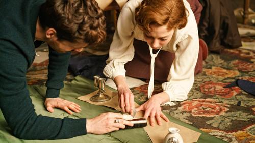 The Collection Season 1 Episode 8 - The Offer