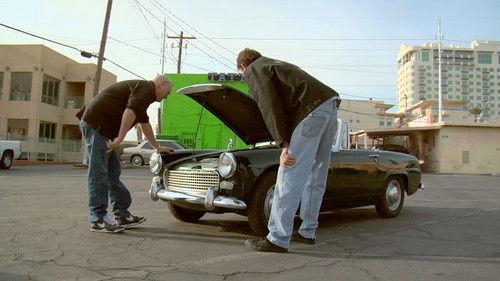 Pawn Stars Season 2 Episode 16 - Helmet Head