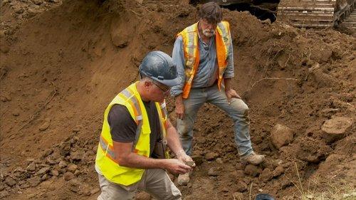 The Curse of Oak Island Season 10 Episode 18 - A Quadrilateral Move