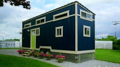 Tiny House Nation Season 1 Episode 4 - 220 Sq. Ft. Bohemian Escape