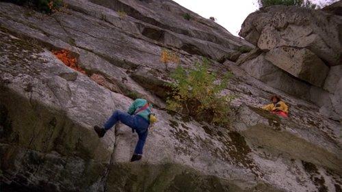 MacGyver Season 3 Episode 8 - The Widowmaker