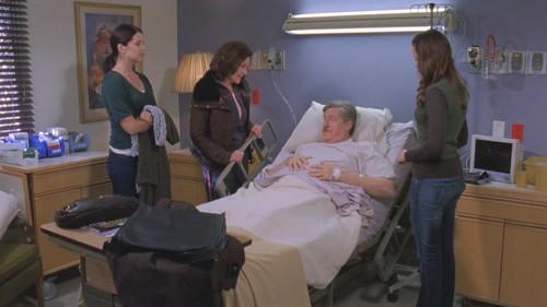 Gilmore Girls Season 7 Episode 13 - I'd Rather Be In Philadelphia
