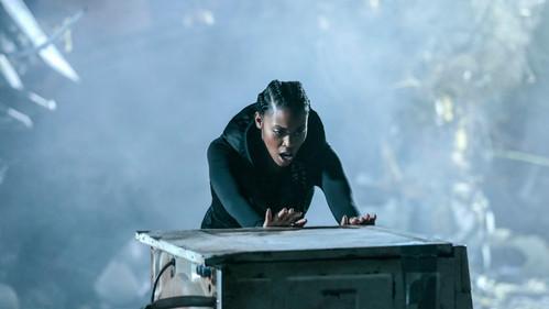 Black Lightning Season 1 Episode 3 - Lawanda: The Book of Burial