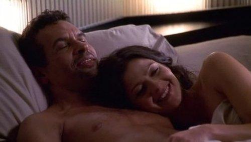 Crossing Jordan Season 1 Episode 19 - For Harry, with Love and Squalor