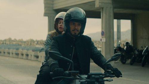 Blood Coast Season 1 Episode 6 - The Manhunt