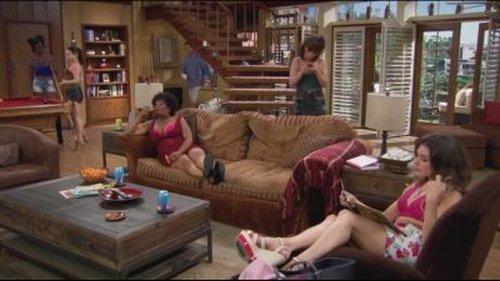 Anger Management Season 2 Episode 78 - Charlie and the Houseful of Hookers