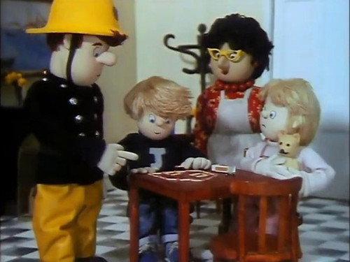 Fireman Sam Season 2 Episode 7 - Safe With Sam
