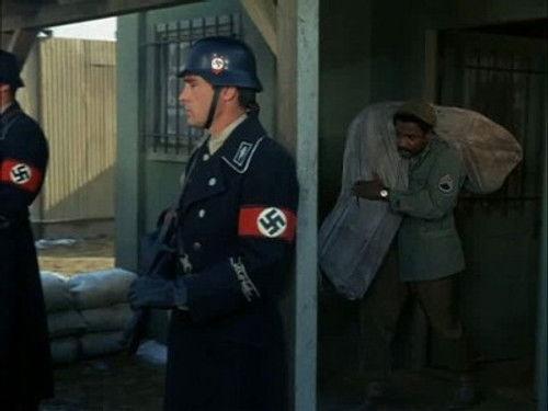 Hogan's Heroes Season 3 Episode 21 - War Takes a Holiday