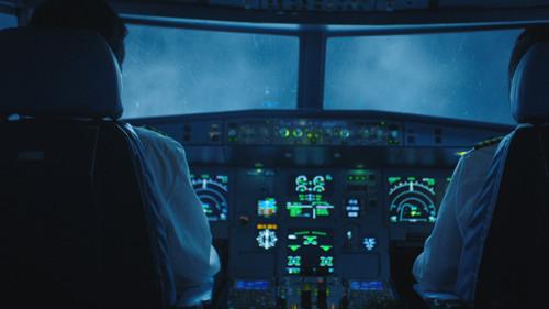 A Tragedy Foretold: Flight 3054 Season 1 Episode 3 - The Landing