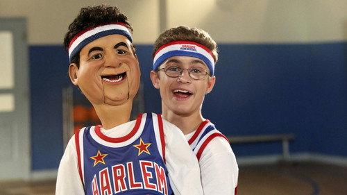 The Goldbergs Season 4 Episode 9 - Globetrotters