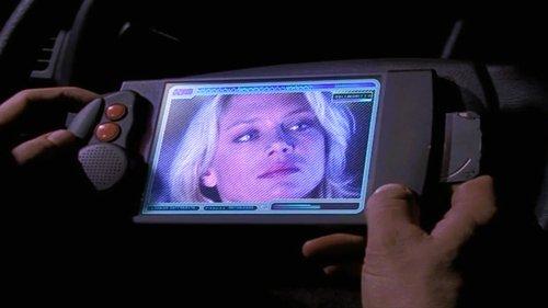 La Femme Nikita Season 4 Episode 1 - Getting Out of Reverse