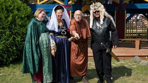 The Incredible Dr. Pol Season 7 Episode 8 - Knights of the Round Stable