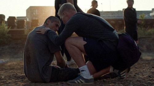 Hooligan Season 1 Episode 1 - Nye venner