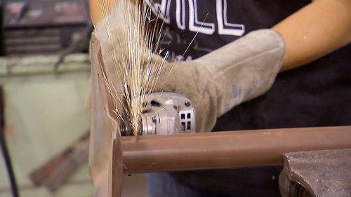 Flea Market Flip Season 7 Episode 6 - Fashion Forward Flipping