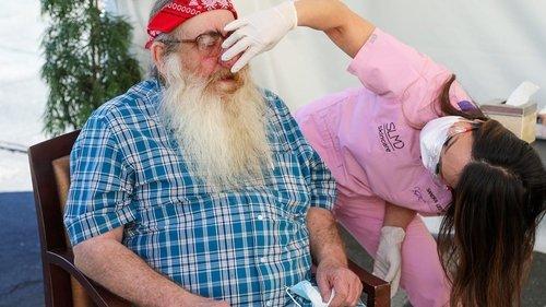 Dr. Pimple Popper Season 6 Episode 9 - Alligator Skin