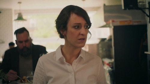 En tout cas Season 1 Episode 5 - Episode 5