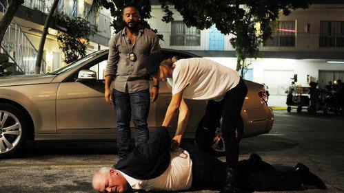 Graceland Season 2 Episode 7 - Los Malos