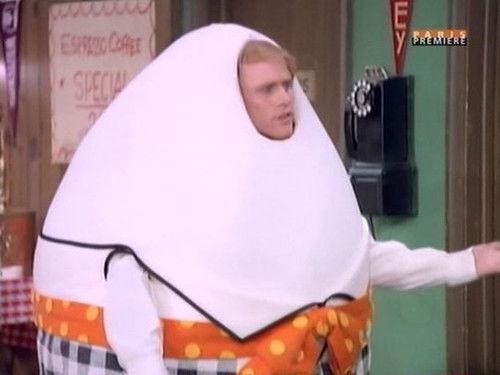 Happy Days Season 7 Episode 6 - Richie Falls in Love