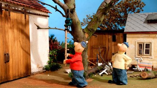 Pat & Mat Season 7 Episode 1 - Glazed Frost