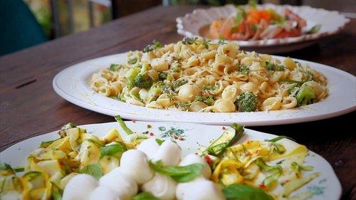 Jamie's 30-Minute Meals Season 2 Episode 19 - Broccoli Orecchiette