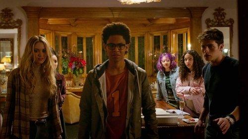 Marvel's Runaways Season 1 Episode 1 - Reunion