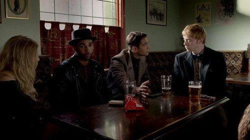 Snatch Season 1 Episode 3 - Going In Heavy