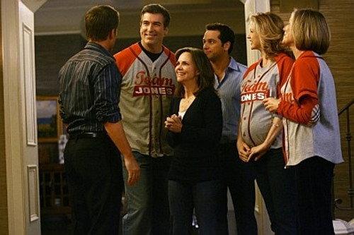 Brothers and Sisters Season 1 Episode 19 - Game Night