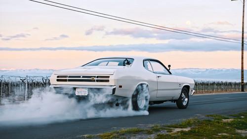 Roadkill Garage Season 8 Episode 6 - Street Machine Conversion Crop Duster!