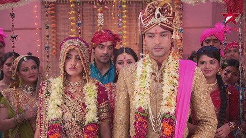 Diya Aur Baati Hum Season 1 Episode 25 - Sooraj And Sandhya Get Married