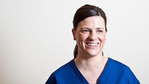 24 Hours in A&E Season 3 Episode 17 - Tough Love