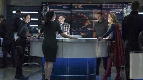Supergirl Season 3 Episode 17 - Trinity