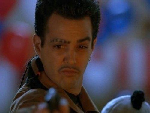 Law & Order Season 1 Episode 18 - The Secret Sharers