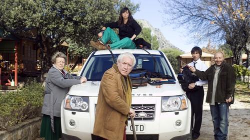 Con el culo al aire Season 1 Episode 6 - Episode 6