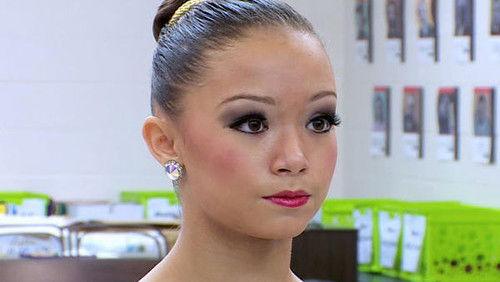 Dance Moms Season 4 Episode 6 - Clash of the Chloes