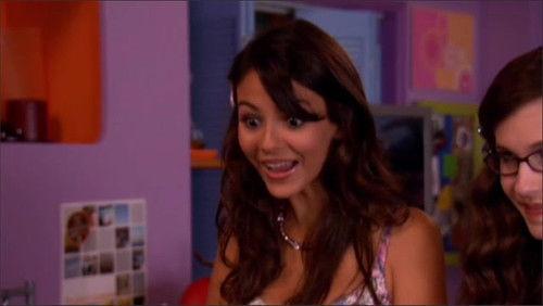 Zoey 101 Season 4 Episode 12 - Chasing Zoey (1)