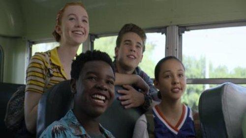 Malibu Rescue: The Series Season 1 Episode 1 - Fresh Off the Bus