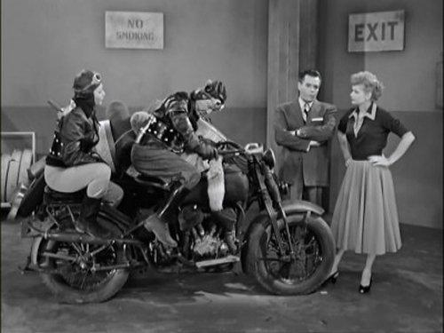 I Love Lucy Season 5 Episode 4 - Ricky Sells the Car