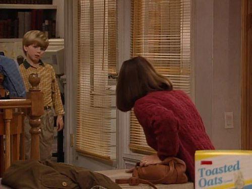 undefined Season 1 Episode 8 - Flying Sauces