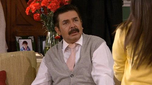 Una familia de diez Season 1 Episode 3 - Buscando trabajo