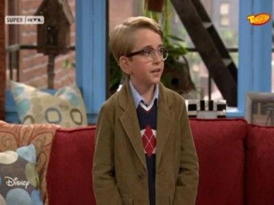 Shake It Up Season 1 Episode 4 - Add It Up