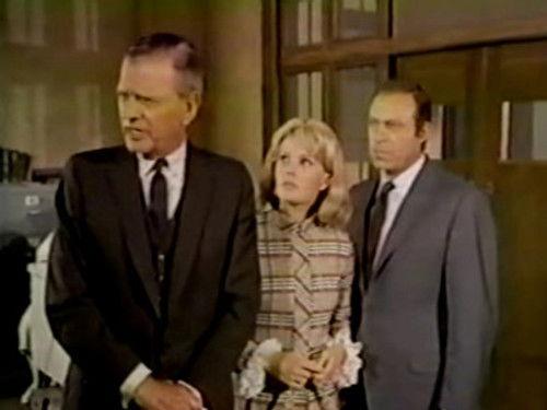 It Takes a Thief Season 2 Episode 7 - Hans Across the Border (1)