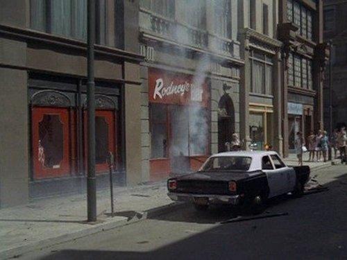 Adam-12 Season 3 Episode 9 - Log 025: Indians