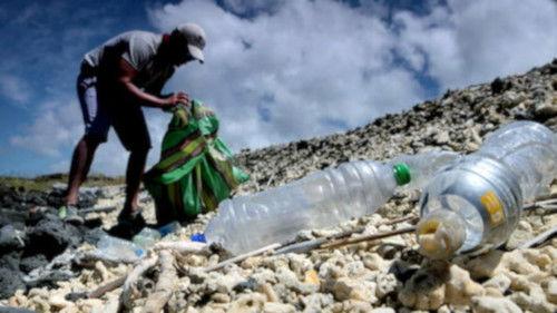 History 101 Season 1 Episode 4 - Plastics