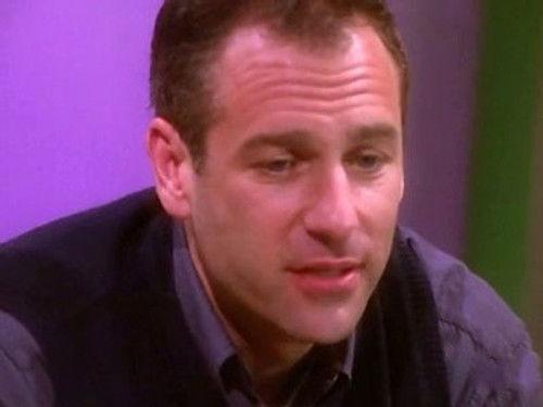 V.I.P. Season 2 Episode 12 - Analyse Val