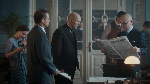 Emily. Queen of the Press Season 1 Episode 3 - Castle